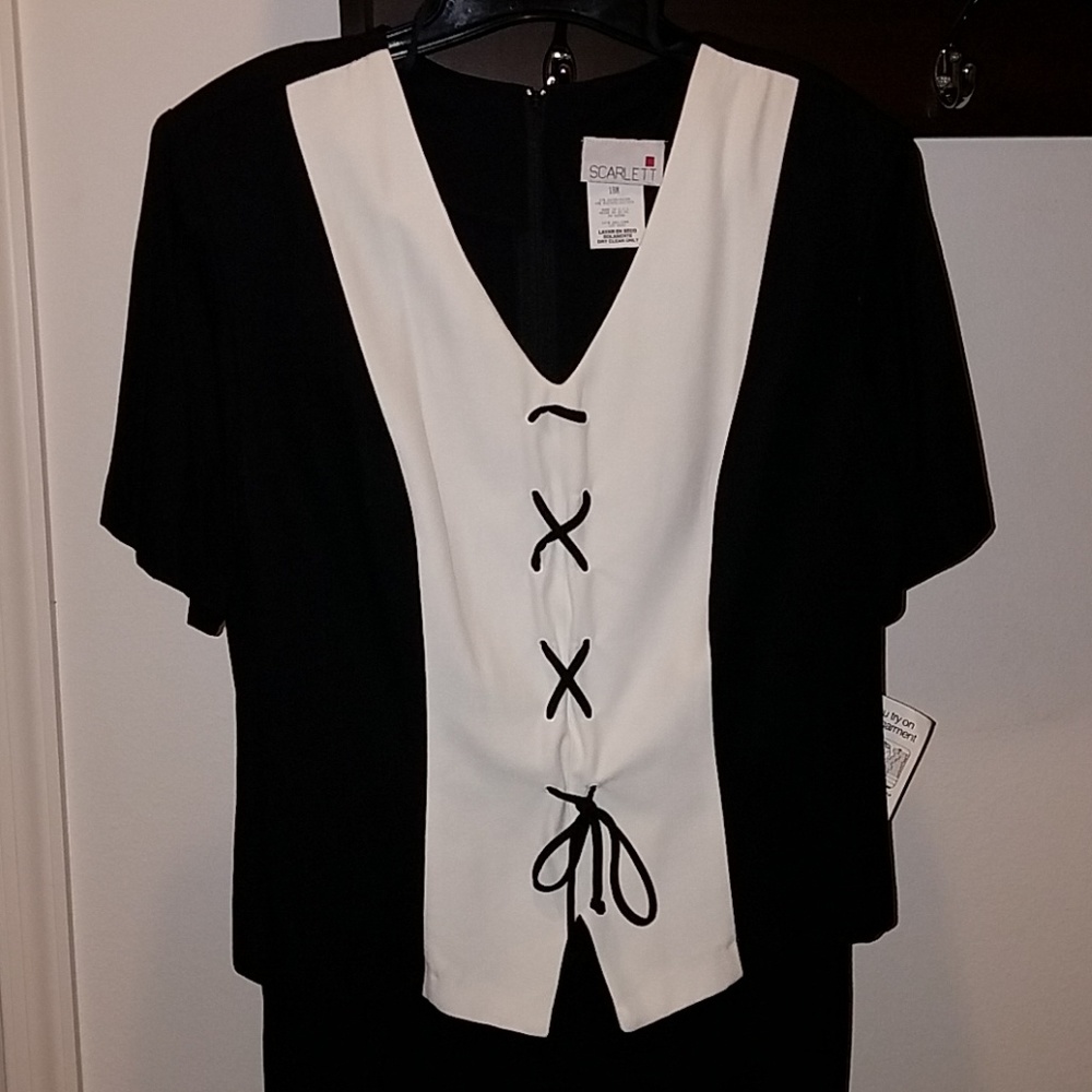 NWT! Jumpsuit 💃 black and white "suit look"!